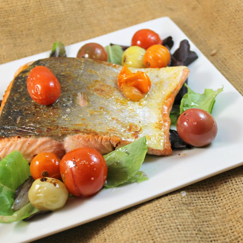 Salmon Salad with Roasted Tomatoes